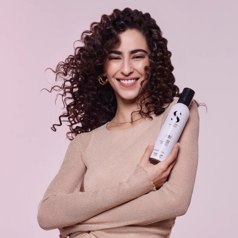 Alfaparf Milano Style & Care Flexible Mousse 250ml – Αφρός Φυσικού Κρατήματος & Λάμψης για Ελαστικό Styling - Image 3