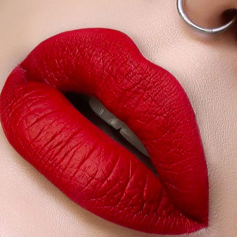 Divine Lux Matte Liquid Lipstick No.07 – Ματ Κραγιόν Υγρής Μορφής με Μακρά Διάρκεια & Βελούδινο Φινίρισμα - Image 2
