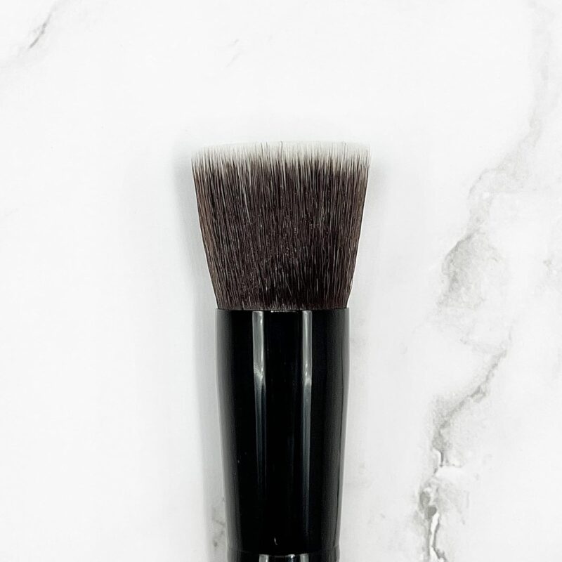 Impala Flat Kabuki Brush No.25 – Πινέλο Kabuki με Επίπεδη Κεφαλή για Άψογη Εφαρμογή Πούδρας & Foundation - Image 2