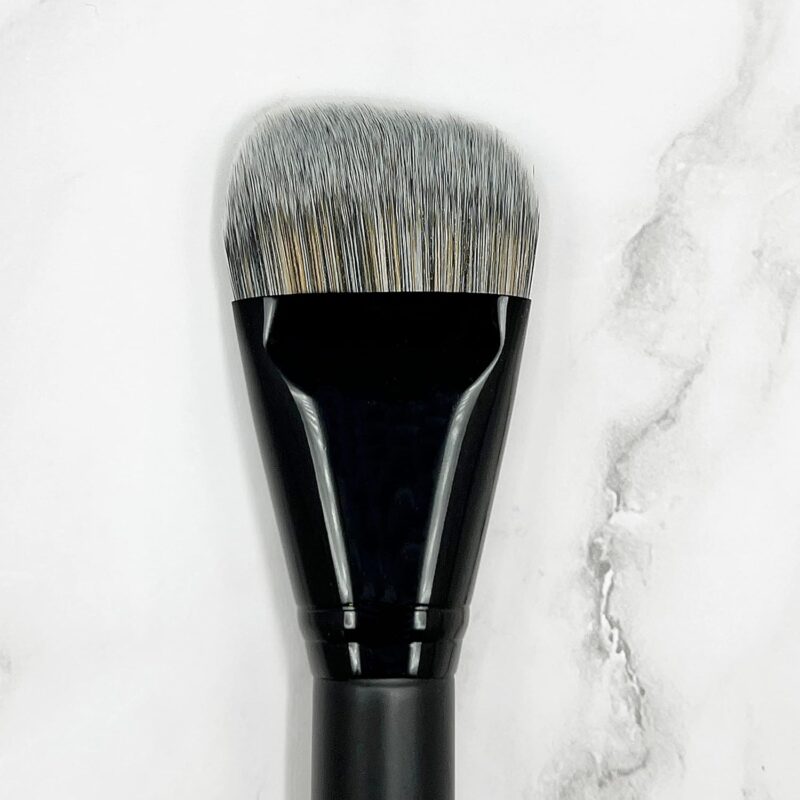 Impala Large Foundation Brush No.28 – Πινέλο Foundation για Λεία & Άψογη Εφαρμογή Βάσης - Image 2