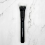 Impala Highlighter Brush No.6 – Μεγάλη Επίπεδη Βούρτσα για Ομαλή Ανάμειξη & Αφαίρεση Περιττού Ρουζ